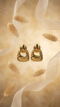 Vintage-Style Gold-Toned Ribbed Door Knocker Earrings